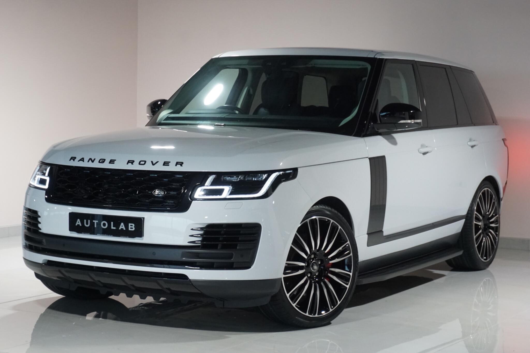 Land Rover Range Rover 2.0 P400e 13.1kWh Vogue SUV 5dr Petrol Plug-in Hybrid Auto 4WD Euro 6 (s/s) (404 ps)